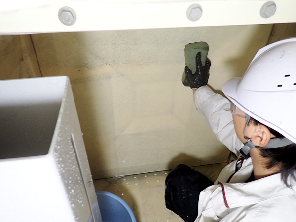 貯水槽清掃の写真